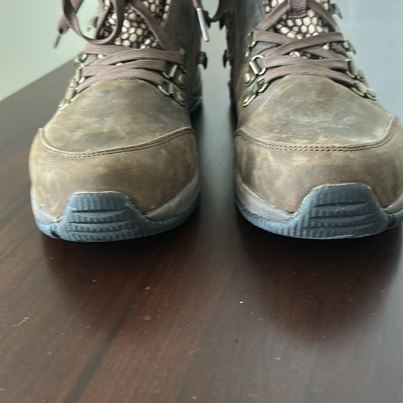 Drew Iceberg Waterproof Slip-Resistant Comfort Brown Nubuck Boots Women Sz. 8.5 - Picture 11 of 17